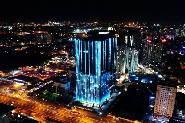 Sunshine Homes thay đổi diện mạo đô thị Hà Nội bằng công nghệ ánh sáng