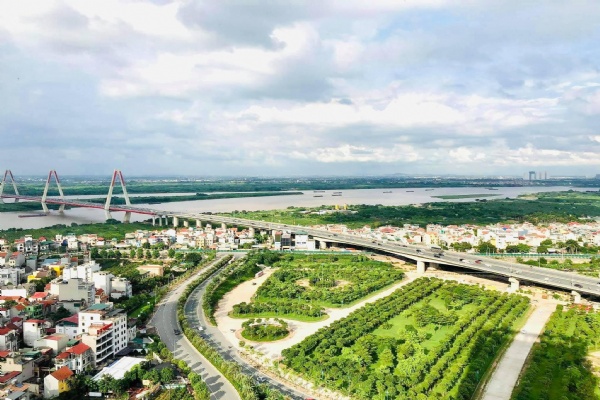 Bán căn hộ 3 Phòng Ngủ View Cầu Nhật Tân, Sông Hồng ở Tòa R2 Khu Sunshine Riverside